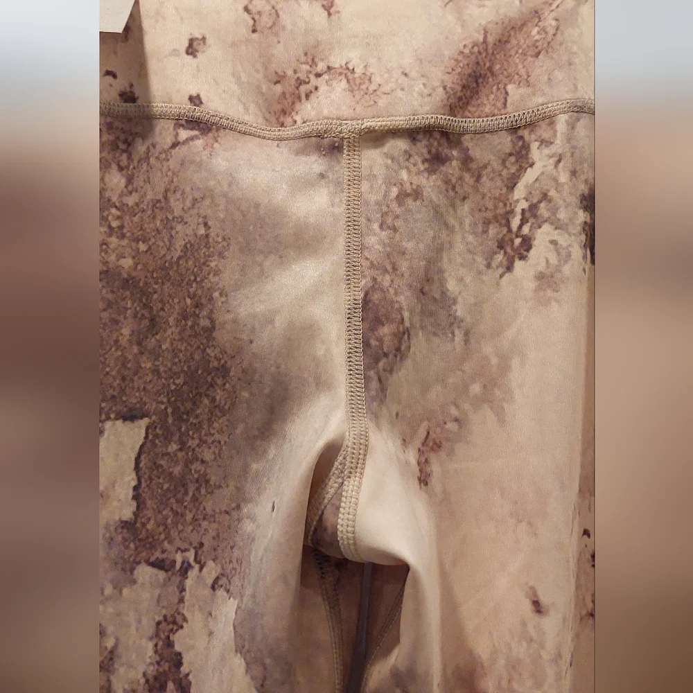 Nike Kids Leggings in Brown and Tan - Picture 5 of 8